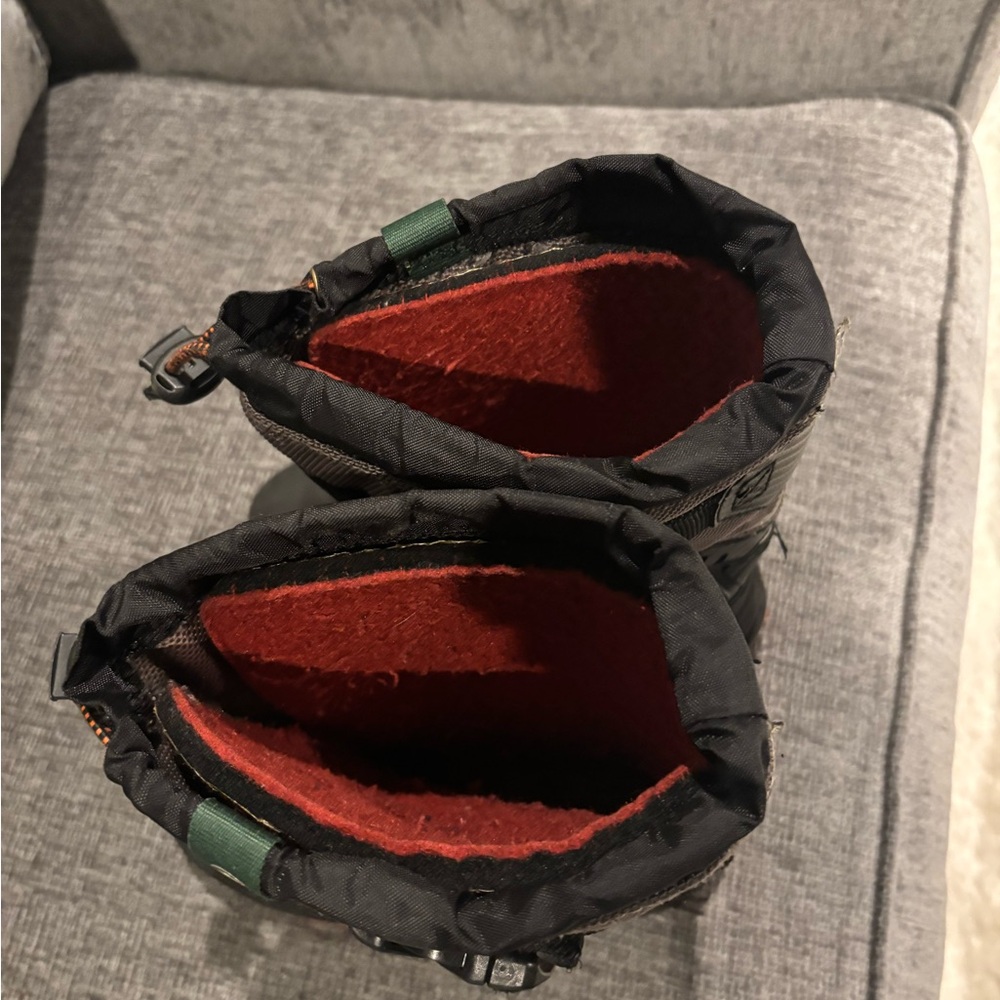 Kamik Boys Winter Snow Boots Size 2 Waterproof -40°F Gently Used - Picture 5 of 5